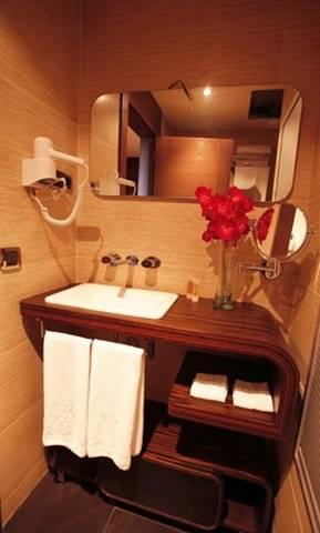 Center Apartment *